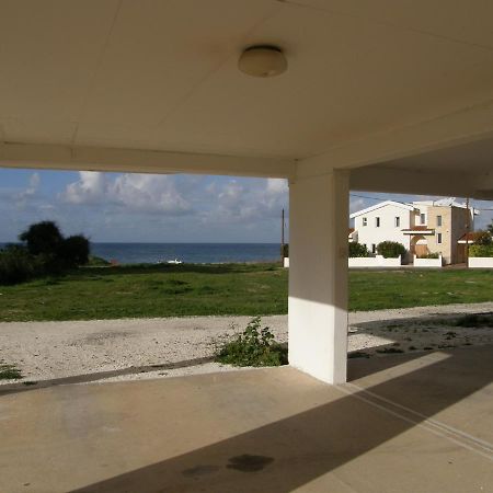 Paphos Athena And The Owl Beachside Apt מראה חיצוני תמונה