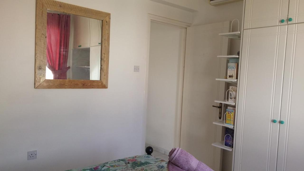 Paphos Athena And The Owl Beachside Apt מראה חיצוני תמונה